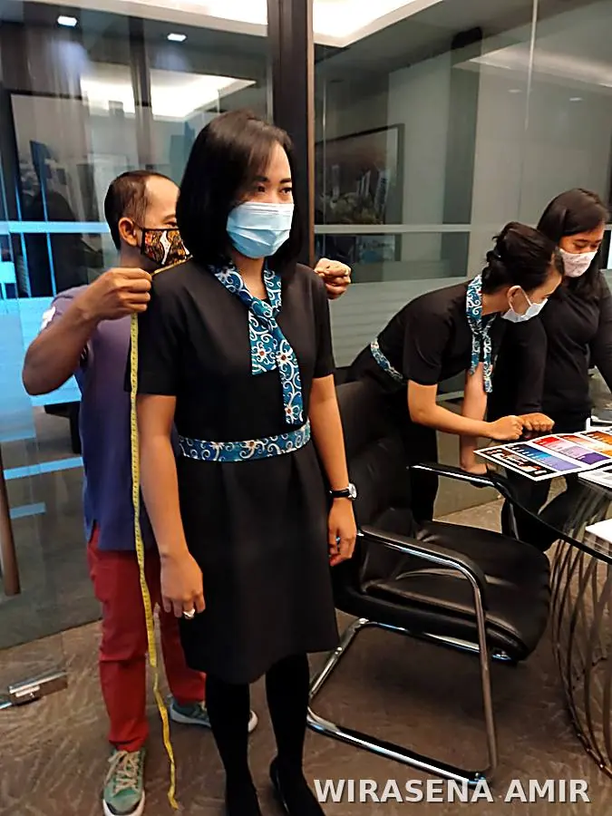 Produk jas Wirasena Amir
