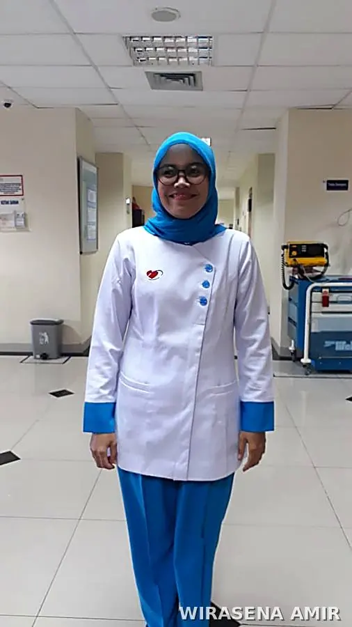Produk jas Wirasena Amir